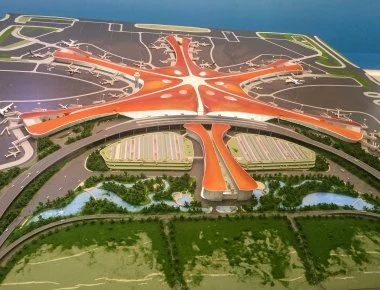 Δείτε το… «διαστημικό» νέο αεροδρόμιο του Πεκίνου